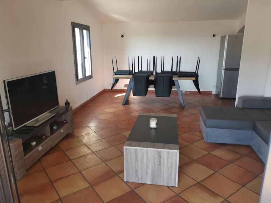 Haut De Villa Renovee En 2023 Saint-Maime Zewnętrze zdjęcie